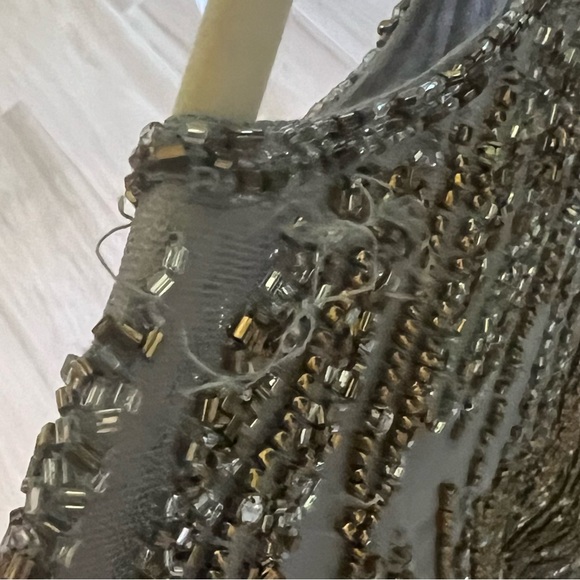 NWT - Mac Duggal Long Sleeve Beaded Column Gown Platinum - Picture 4 of 12